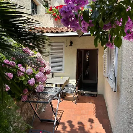 San Giorgio 公寓 *